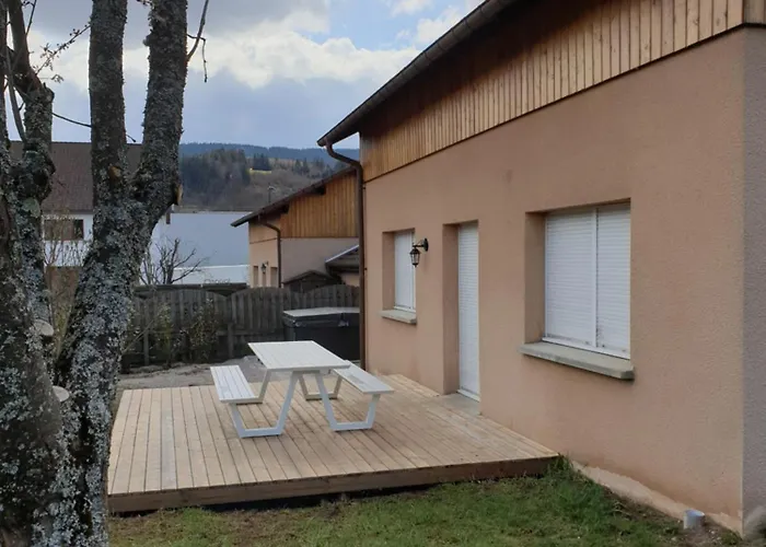 La Maison De Noemia A Dom wakacyjny